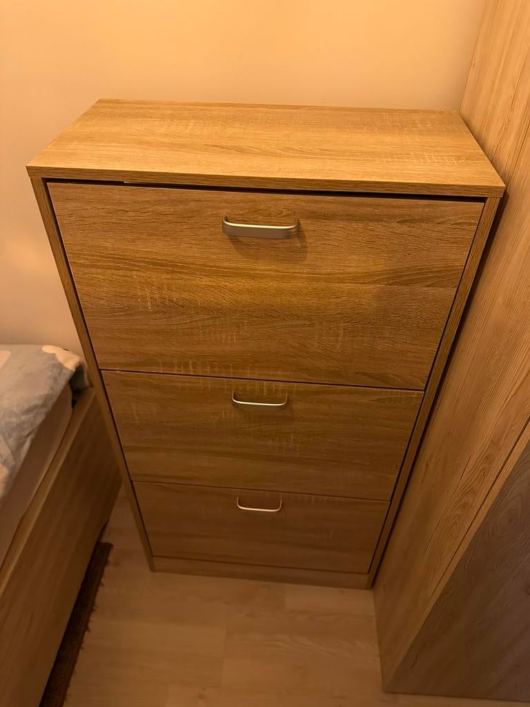 Te koop mooie schoenenkast, Huis en Inrichting, Kasten | Schoenenkasten, Ophalen of Verzenden, Zo goed als nieuw