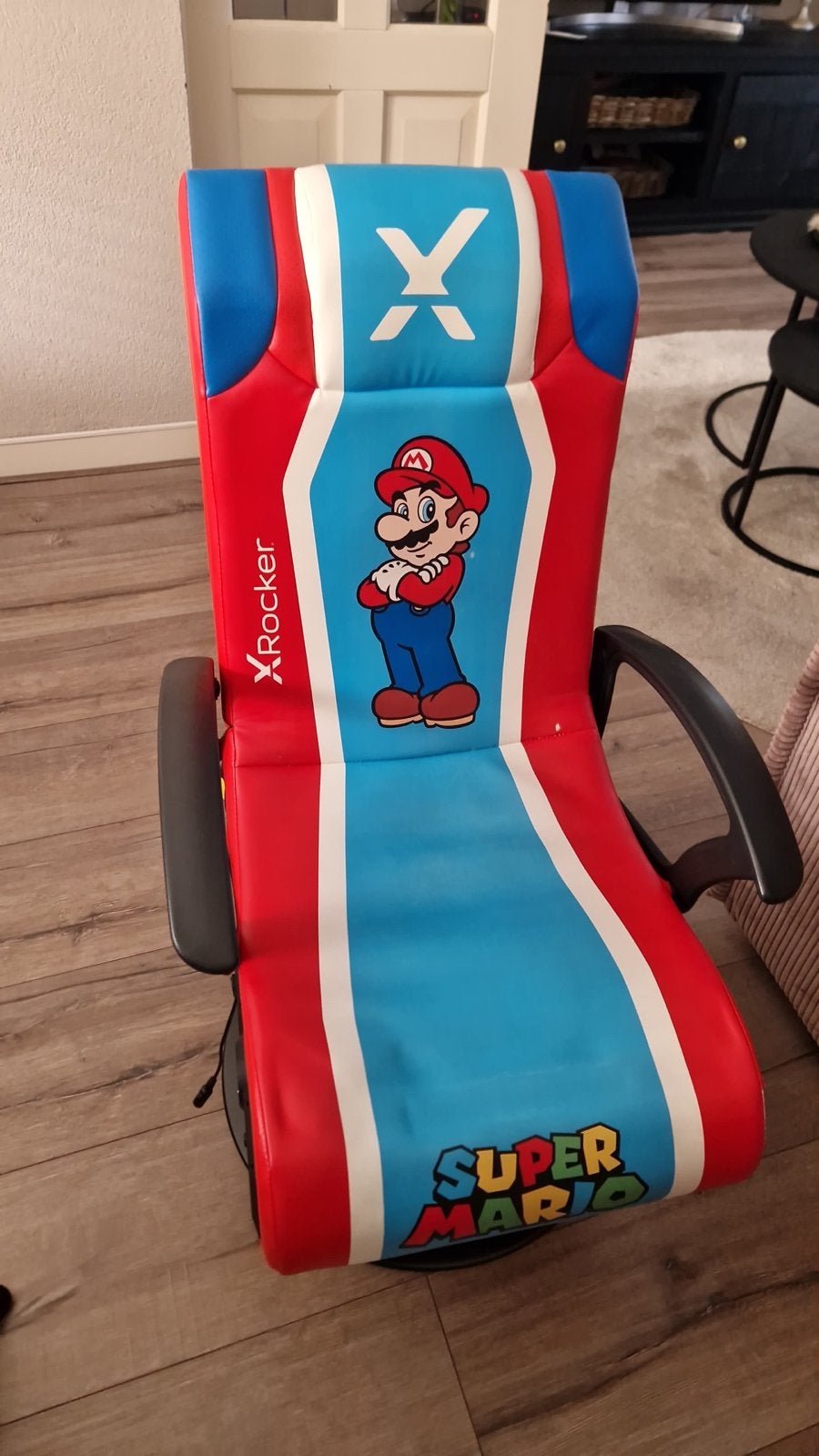 X-Rocker Super Mario Gaming Stoel met kleine beschadiging, Ophalen, Gebruikt