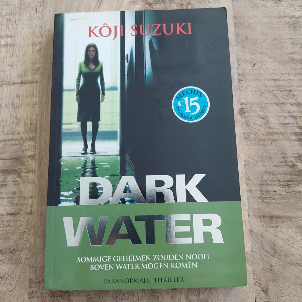 Koji Suzuki - Dark water, Ophalen of Verzenden, Zo goed als nieuw, Koji Suzuki