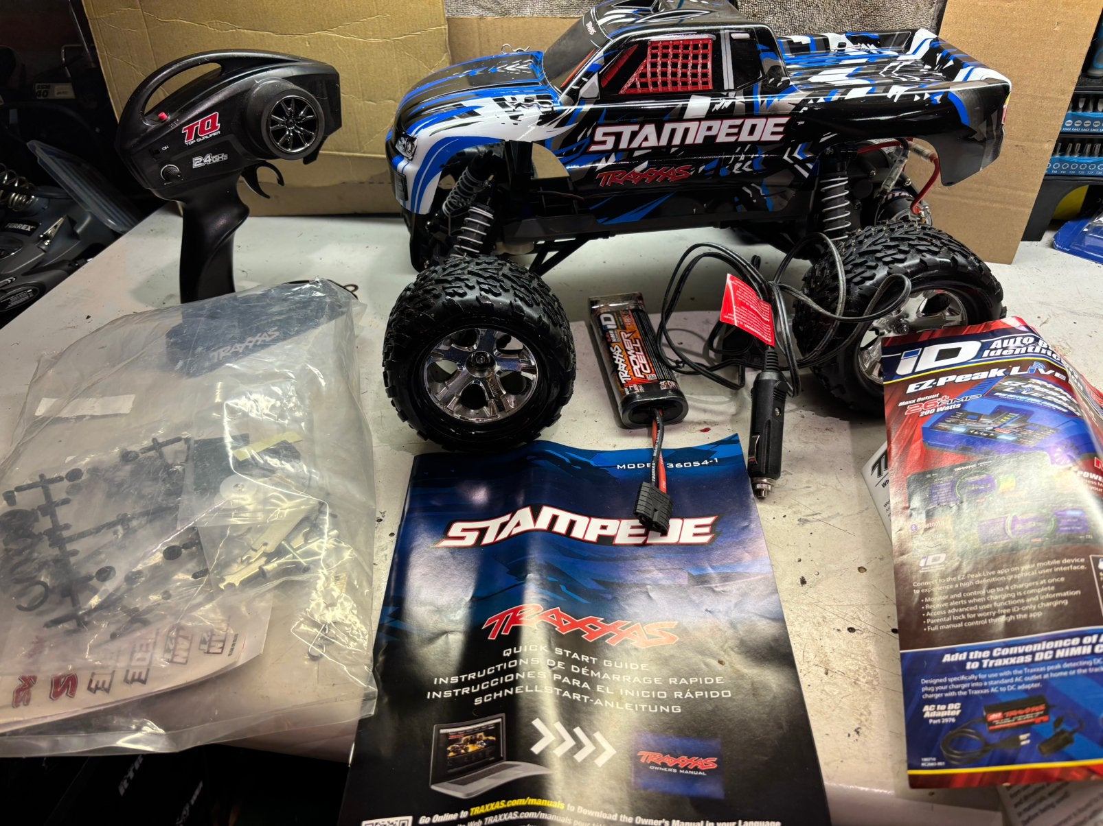 Traxxas stempede z.g.a.n., Elektro, Auto offroad, Ophalen of Verzenden, Zo goed als nieuw