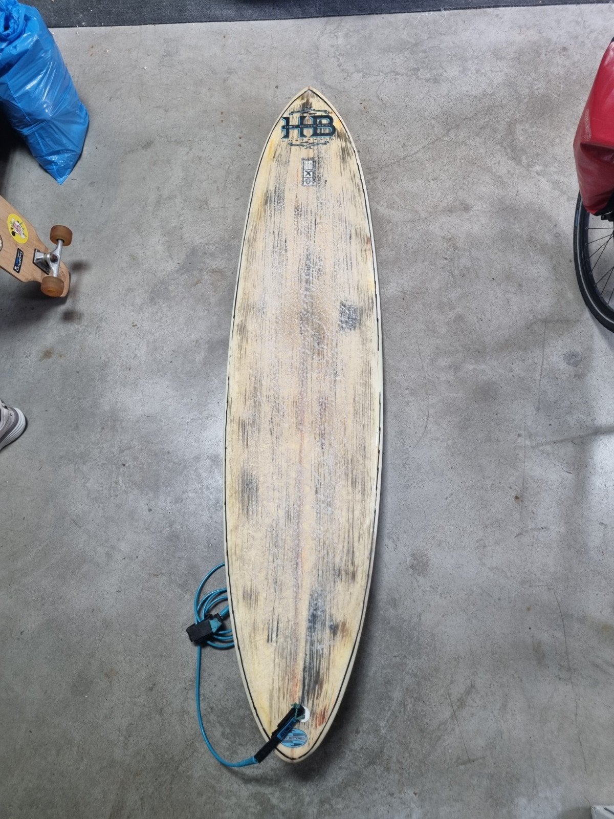 Hot Buttered Surfboard 2.30m - Zeer Licht, Watersport en Boten, Ophalen, Gebruikt, Longboard, Met vinnen