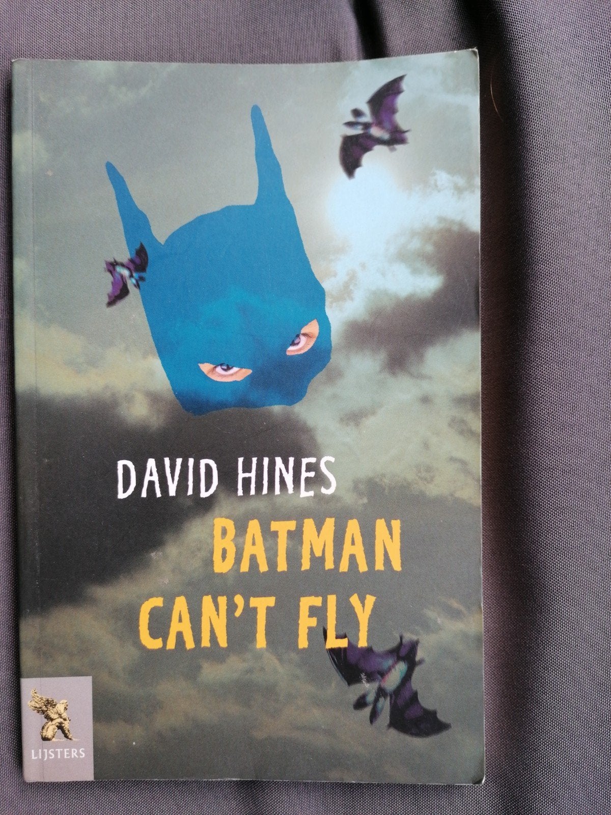 Batman Can't Fly - David Hines - Young Blackbirds, Boeken, Ophalen of Verzenden, Gelezen, David Hines, Nederland