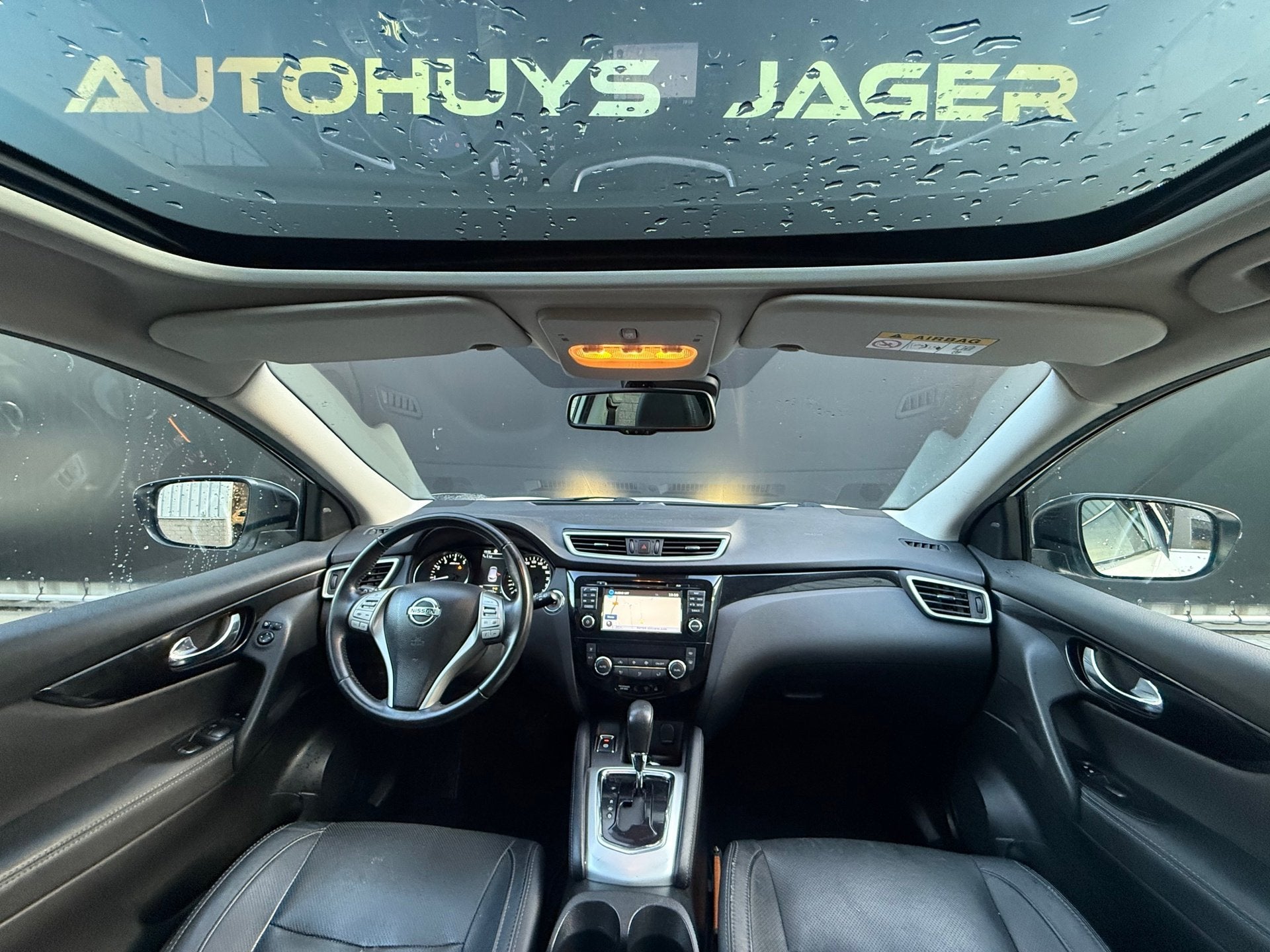 Nissan Qashqai 1.2 Tekna Tekna Automaat Pano 360 Leder Cruis, Auto's, Dealer onderhouden, Gebruikt, 116 pk, Wit