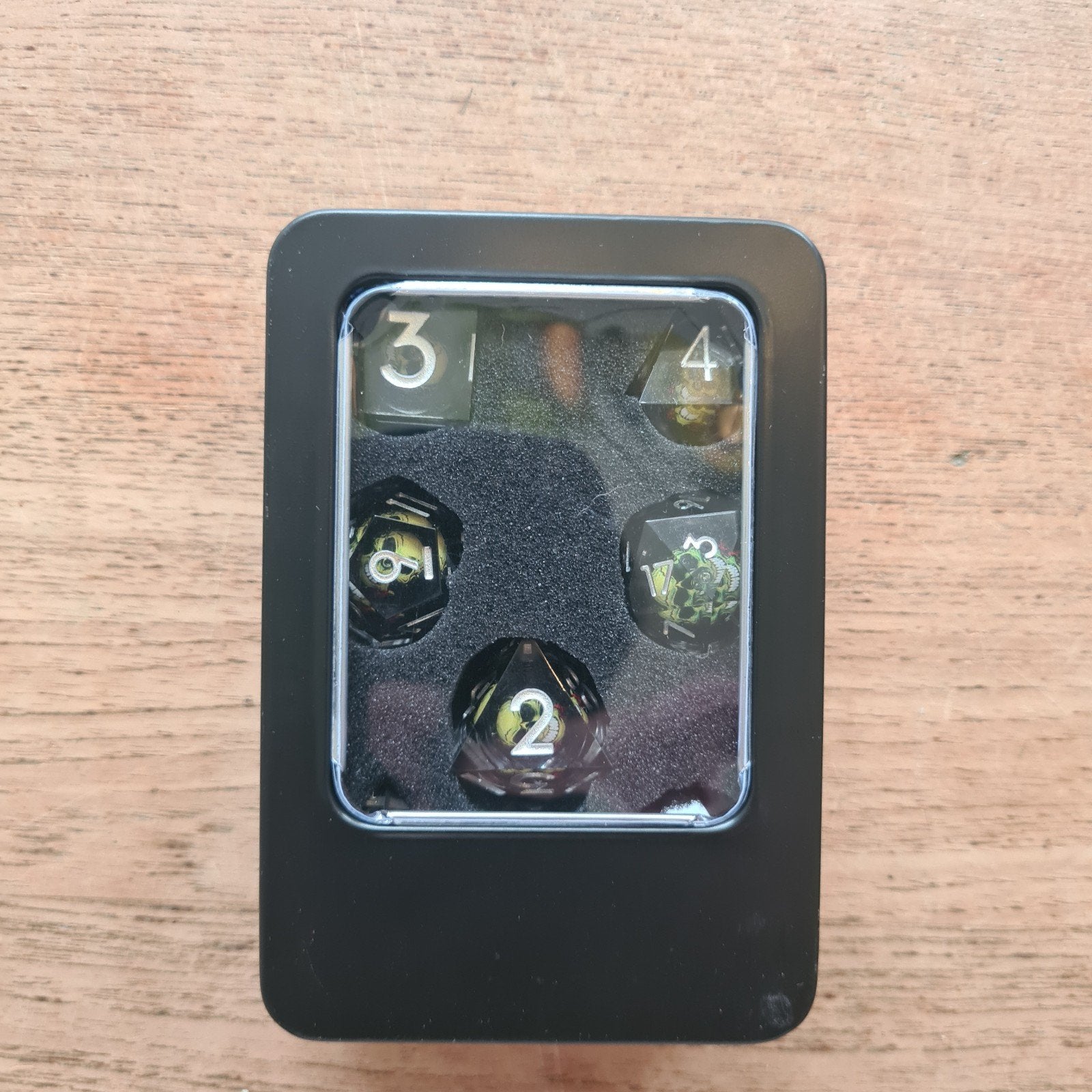 Siquk 7 DND Dragons Dice Set met Case - Groene Schedel, Verzenden, Nieuw, Siquk