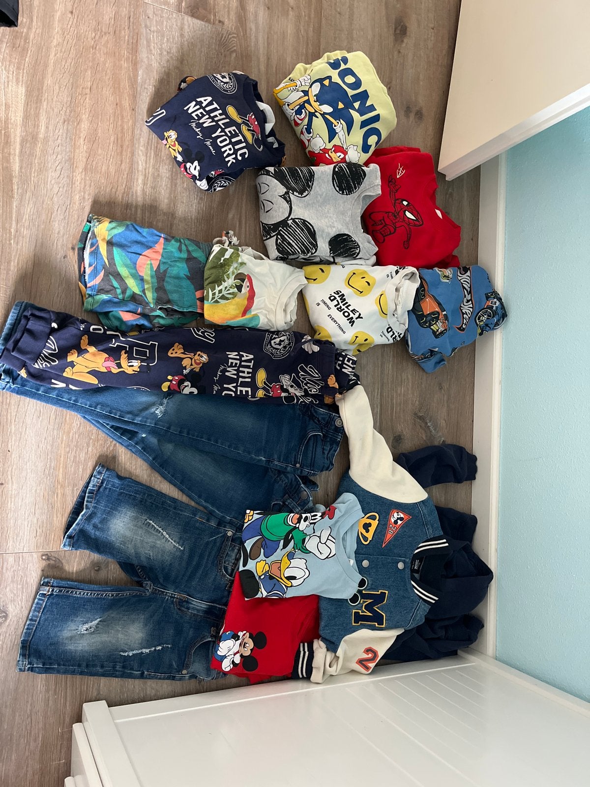 Kledingpakket Jongen Maat 110/116: Vestjes, T-shirts, Broeke, Ophalen, Gebruikt, Maat 110