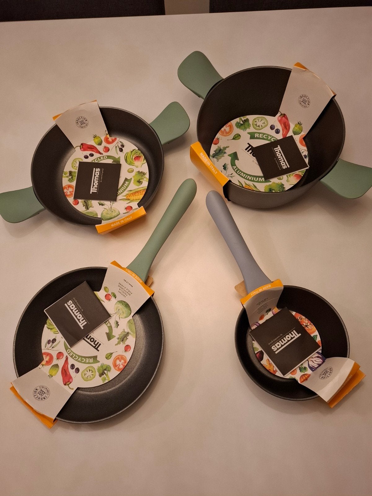 Thomas pannen set - 4 stuks - Nieuw, Pannenset, Nieuw, Aluminium, Antiaanbaklaag