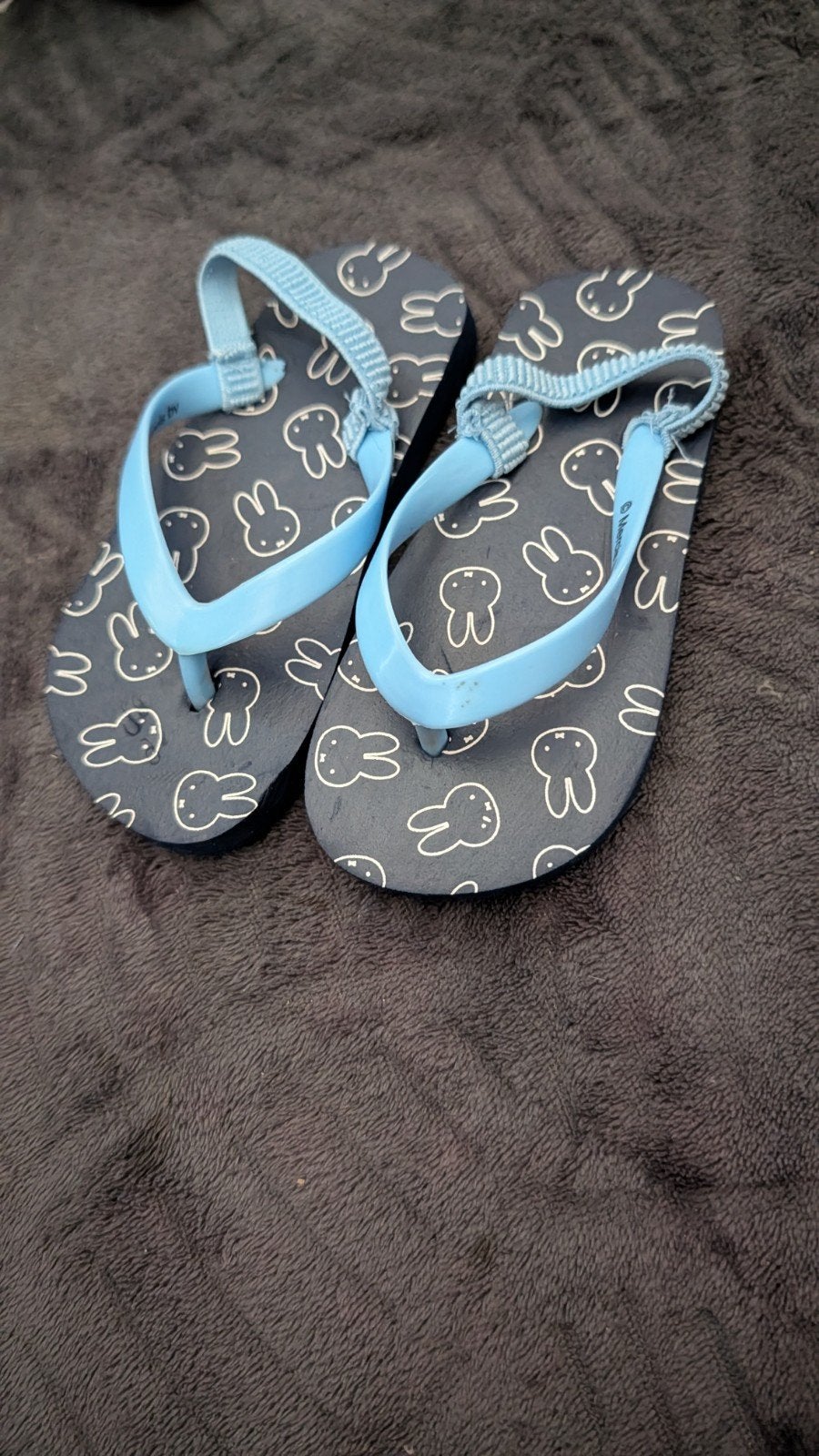 Nijntje slippers met bandje - Maat 20/21, Gebruikt, Jongen of Meisje, Overige typen, Nijntje