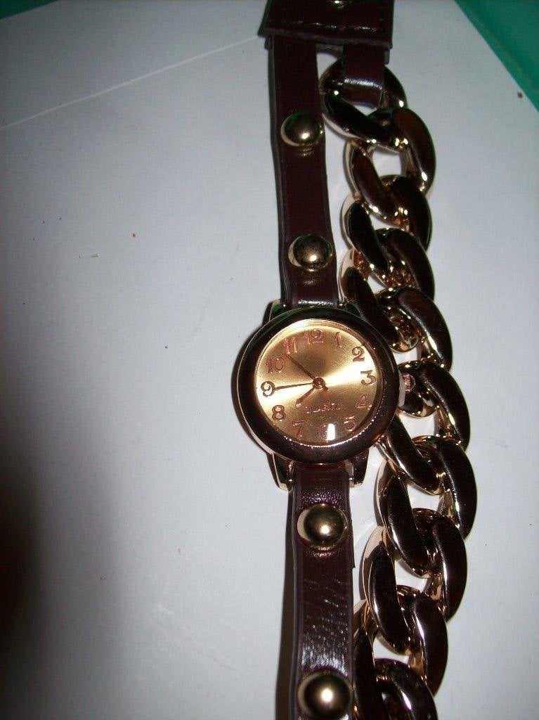 Armband Horloge Mooi Goudkleur Zwart Drukker sluiting, Sieraden, Tassen en Uiterlijk, Overige materialen, Overige kleuren, Verzenden