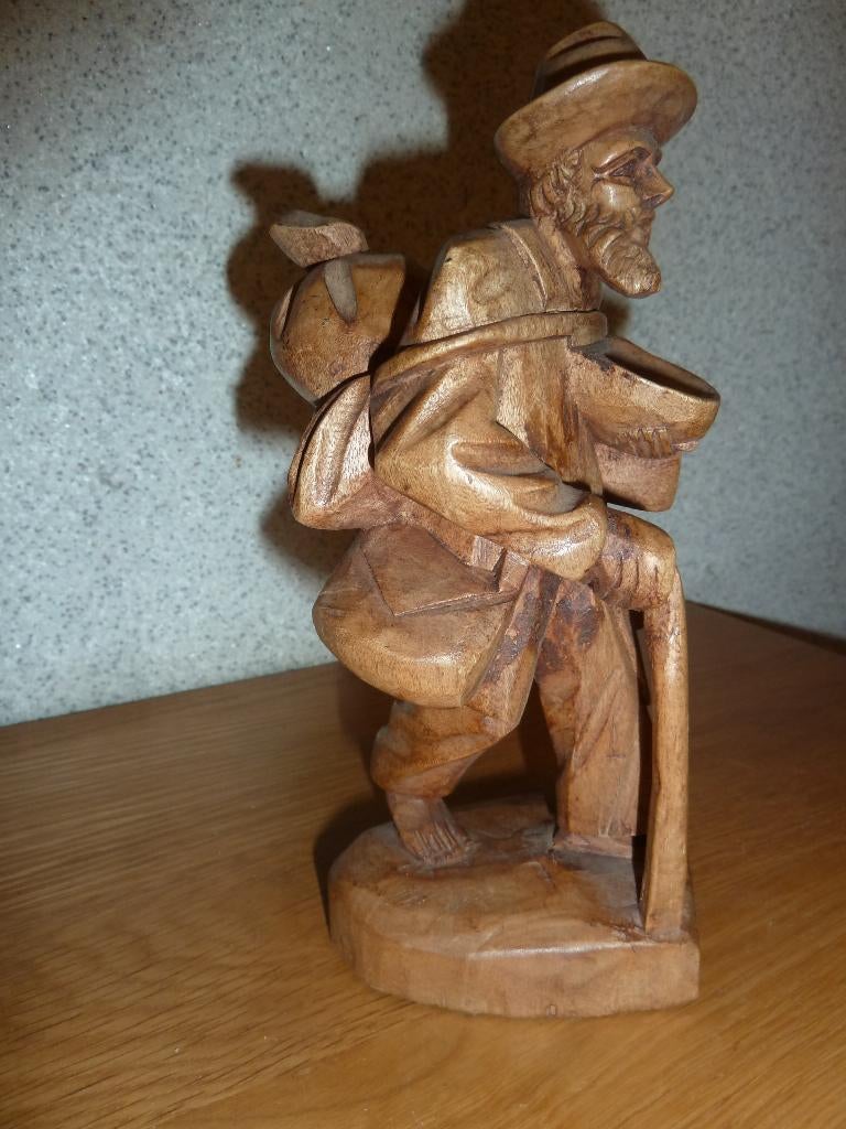 Houtsnijwerk Oud Mannetje, Antiek en Kunst, Kunst | Beelden en Houtsnijwerken, Ophalen, Houtsnijwerk, Art deco, Handgemaakt