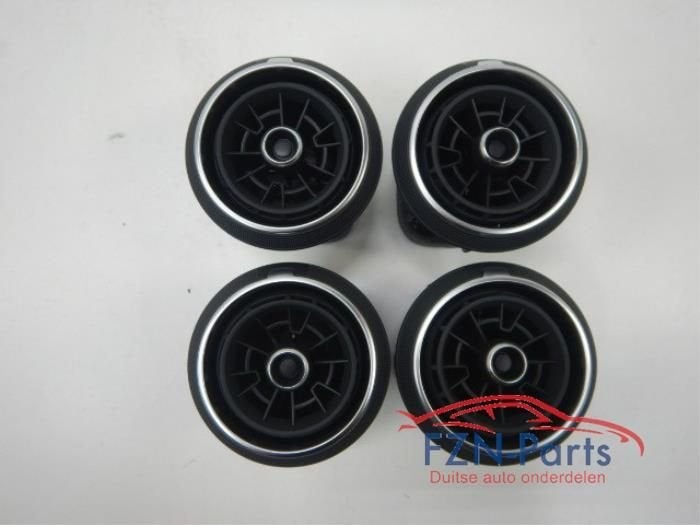 Luchtrooster Dashboard Audi Q2 (22735867), Ophalen of Verzenden, Gebruikt