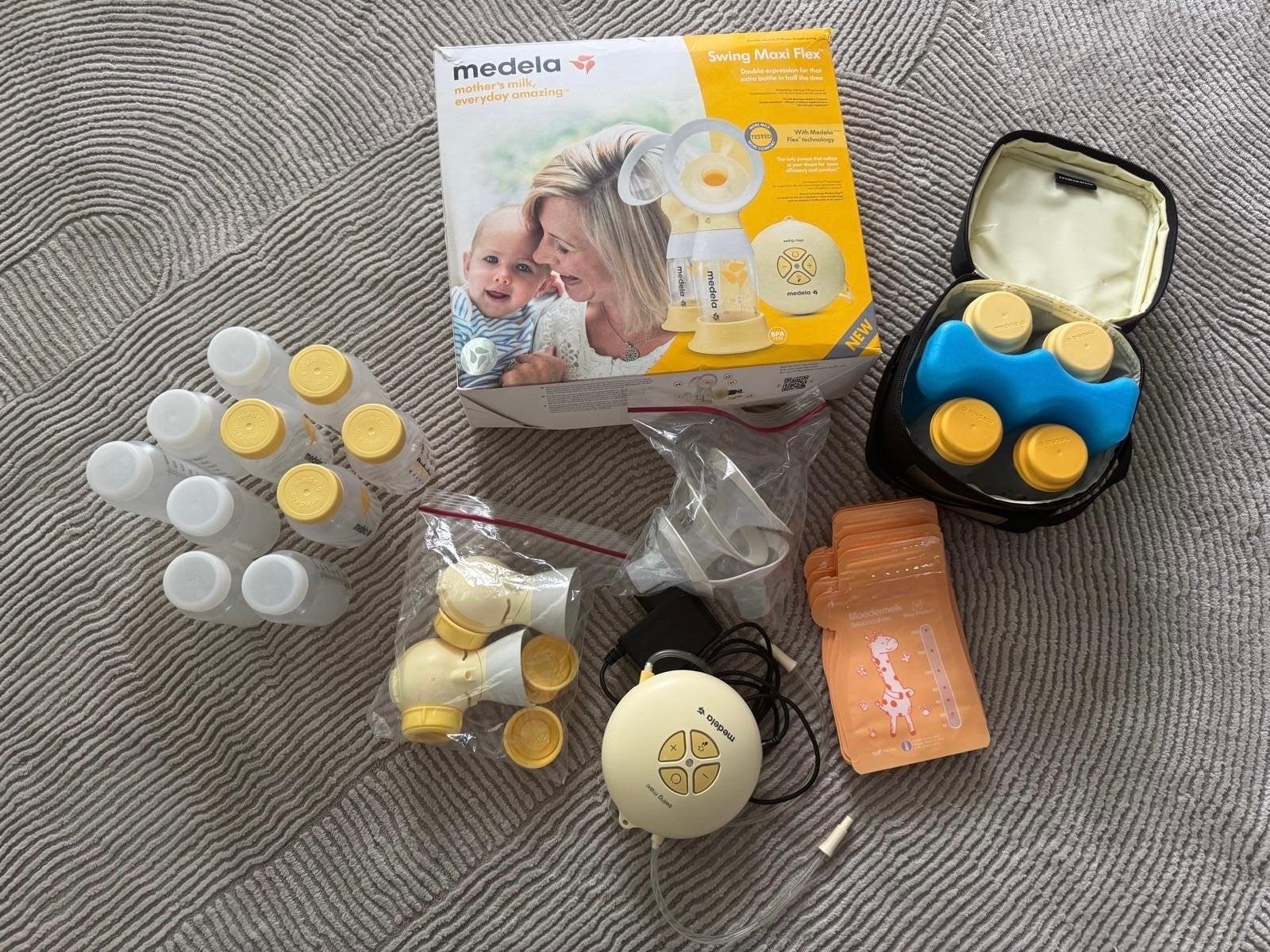 Medela Swing Maxi Flex dubbele borstkolf met accessoires, Kinderen en Baby's, Ophalen, Gebruikt, Dubbelzijdig, Medela