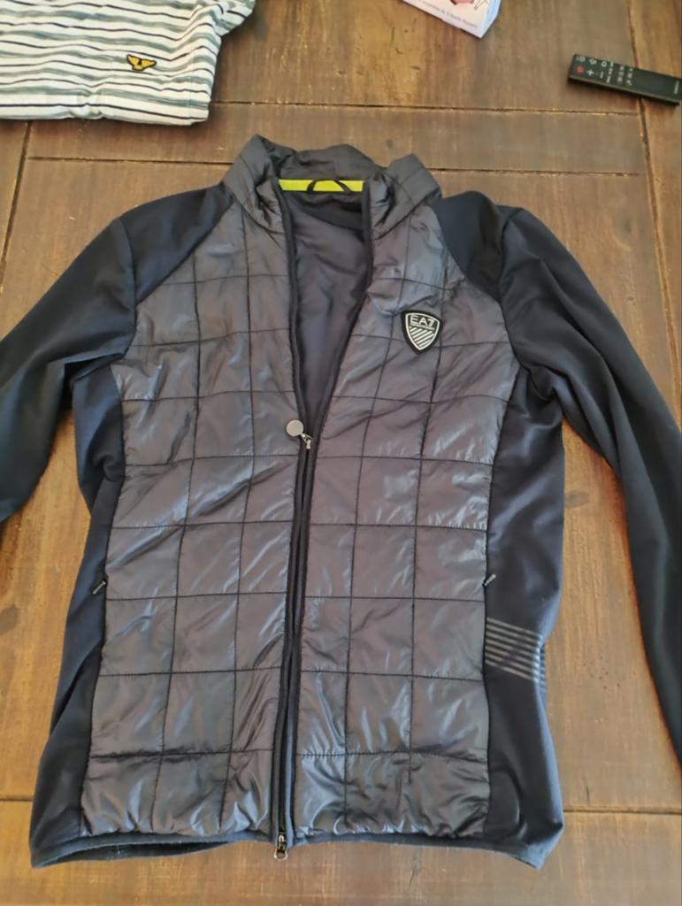 EA7 Emporio Armani vest / Jack - Zo goed als nieuw, Kleding | Heren, Overige Herenkleding, Ophalen of Verzenden, Zo goed als nieuw