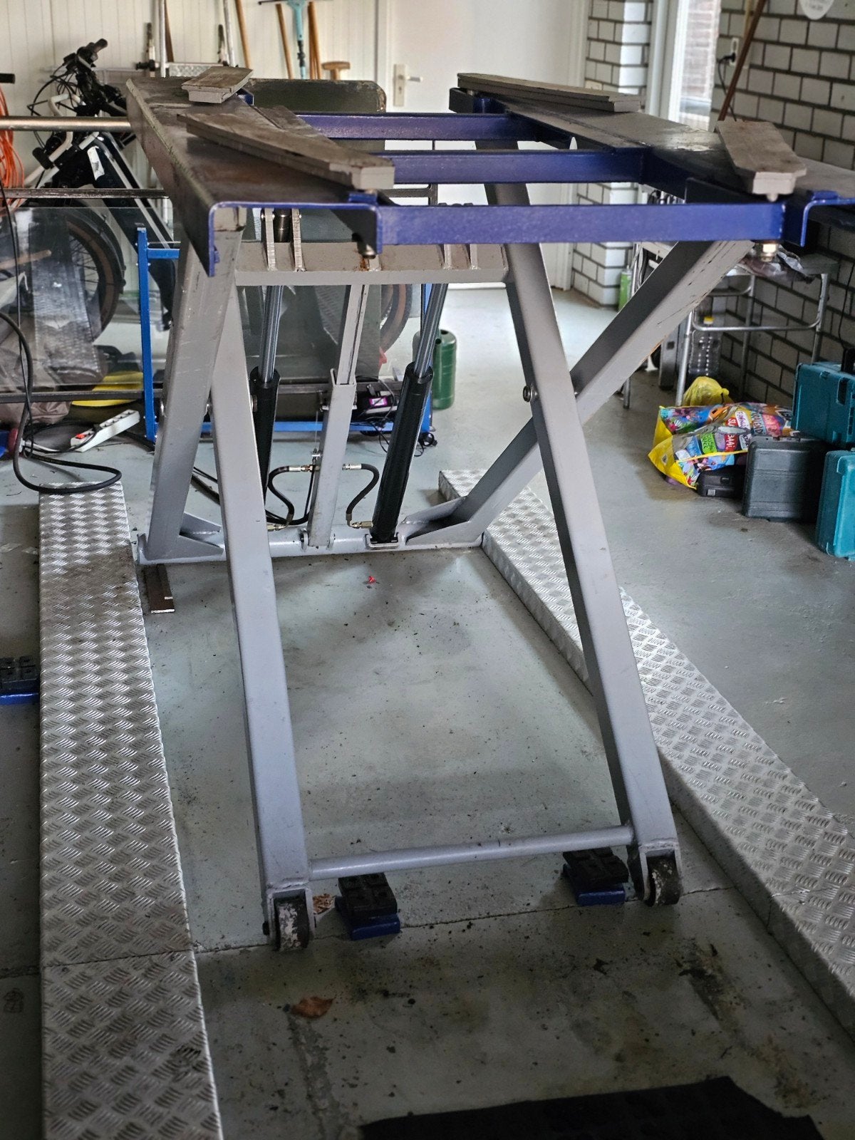 Falco VL60HE schaarhefbrug poetsbrug, Auto diversen, Ophalen