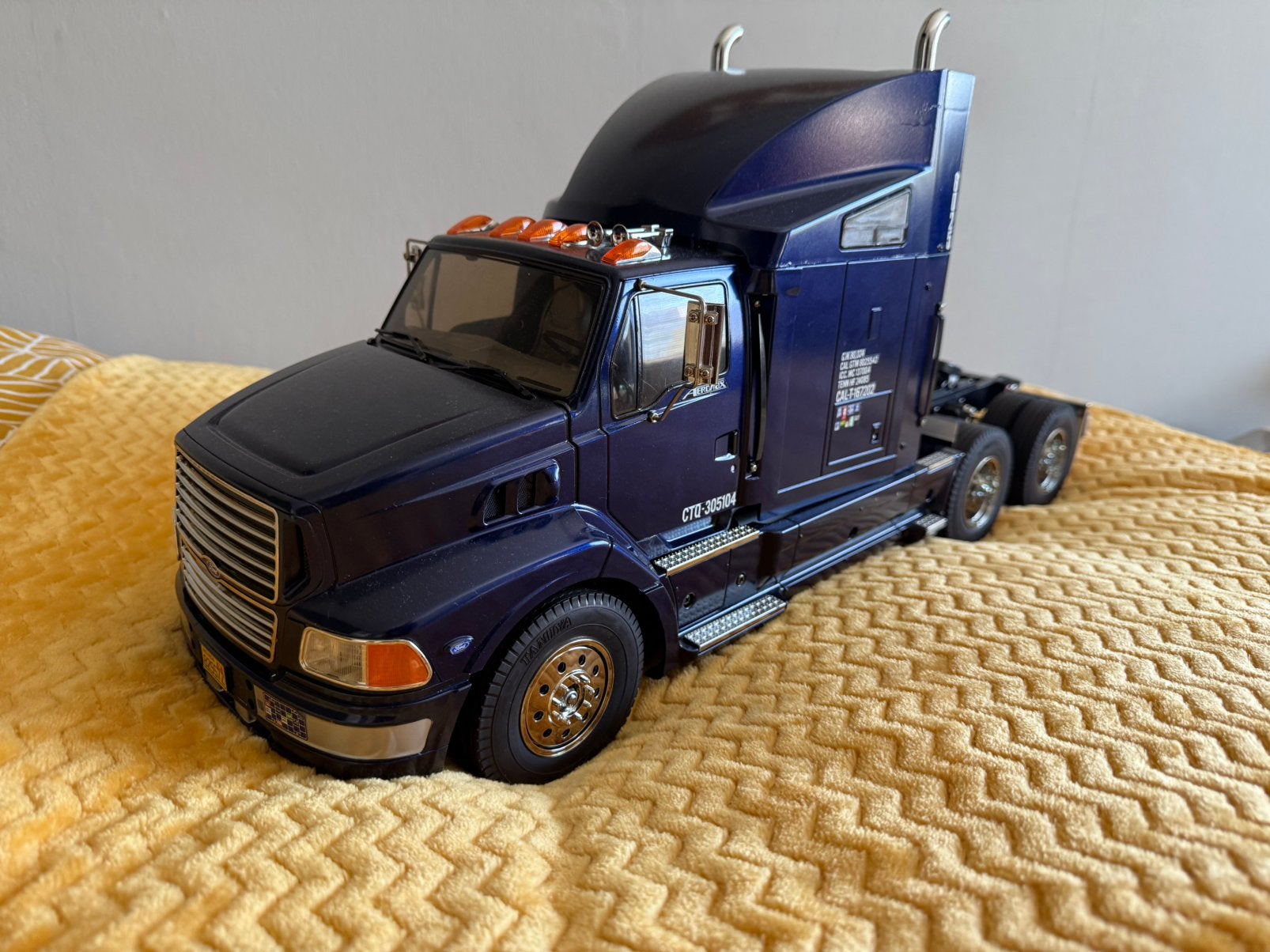 Tamiya ford aeromax met MFC, Ophalen, Zo goed als nieuw, Auto onroad