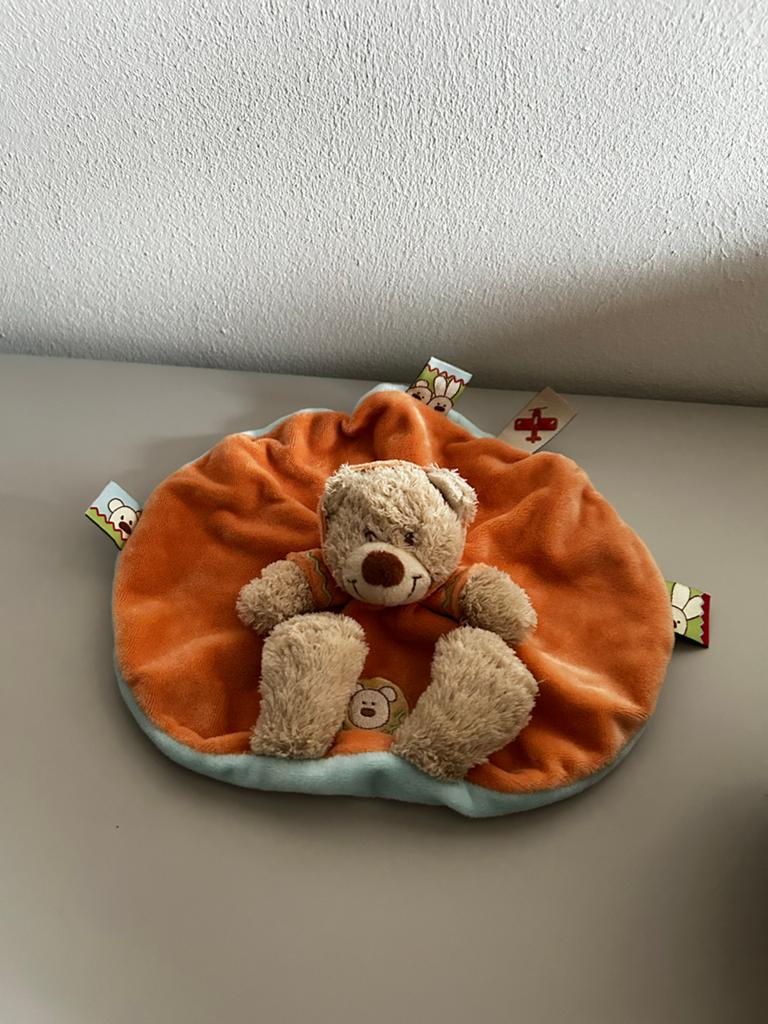 Knuffeldoekje beer oranje/blauw, Ophalen of Verzenden, Gebruikt, Meerkleurig, Knuffeldoekje