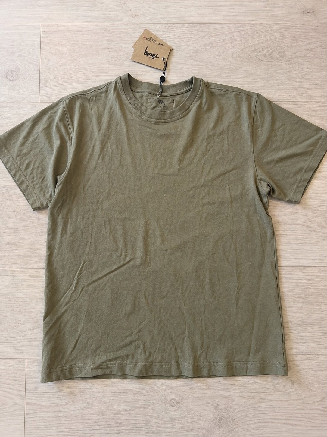 Stüssy T-shirt maat S, nieuw met labels, Ophalen of Verzenden, Nieuw, Maat 46 (S) of kleiner, Groen