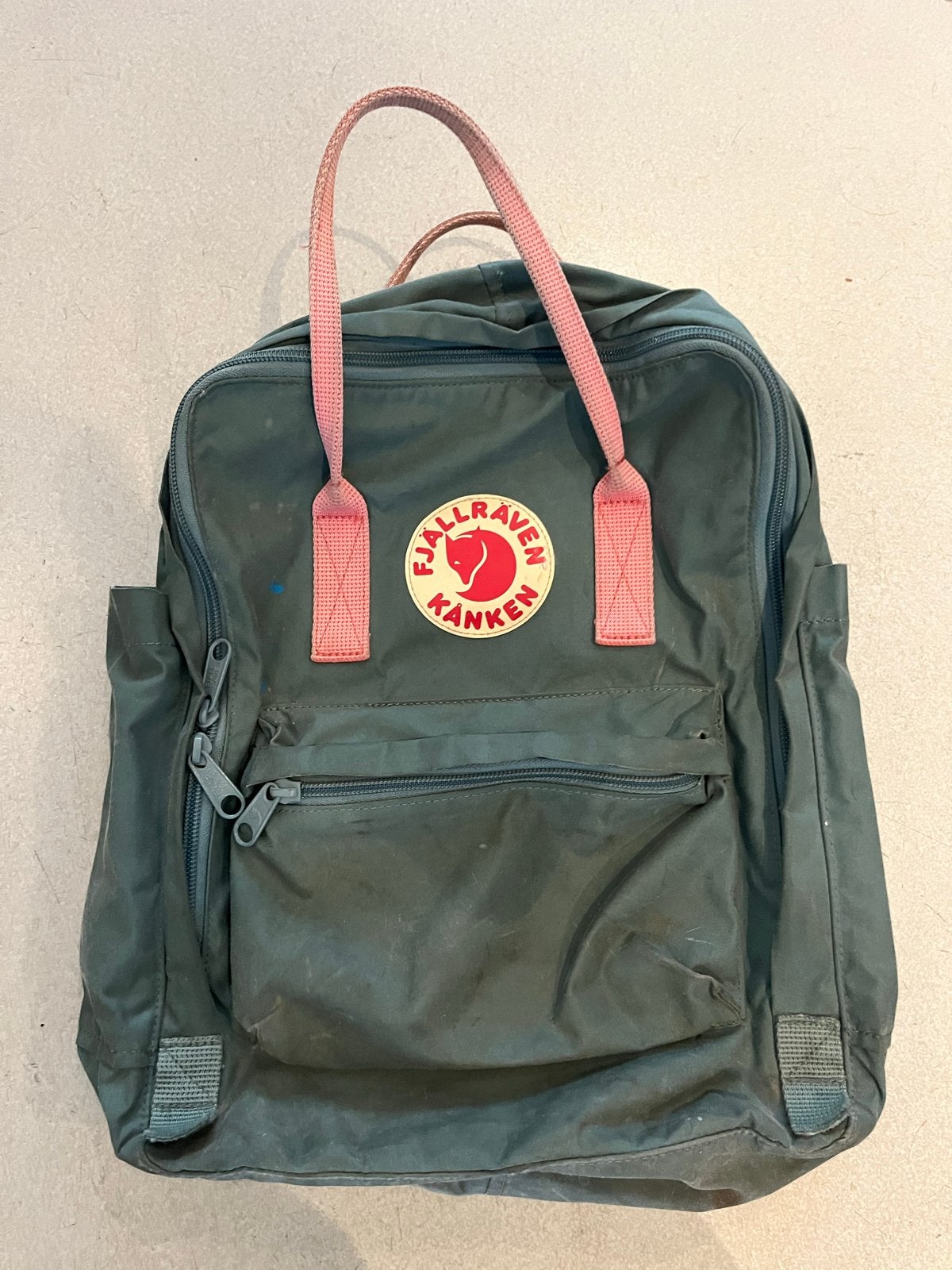 Fjällräven Kånken rugzak - Groen met roze details, Overige merken, Gebruikt, 25 tot 40 cm, Ophalen of Verzenden