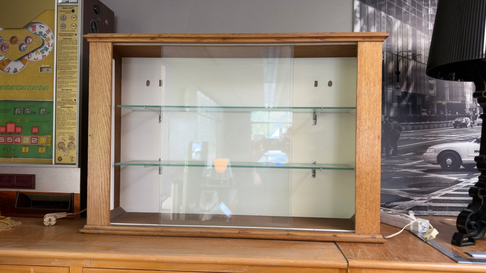 Eikenhouten vitrinekast met verlichting, Ophalen, Gebruikt, Eikenhout, 50 tot 100 cm