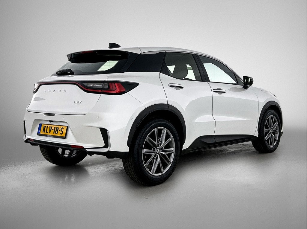 Lexus LBX Relax 2WD | Advanced Pack | Mark Levinson Audio |, Auto's, Lexus, 12 maanden, 136 pk, Gebruikt, Wit