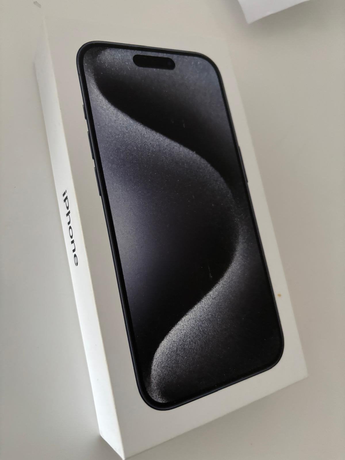 I phone 15 Pro 128 MB blue Titanium, 128 GB, Blauw, Ophalen of Verzenden, Zo goed als nieuw