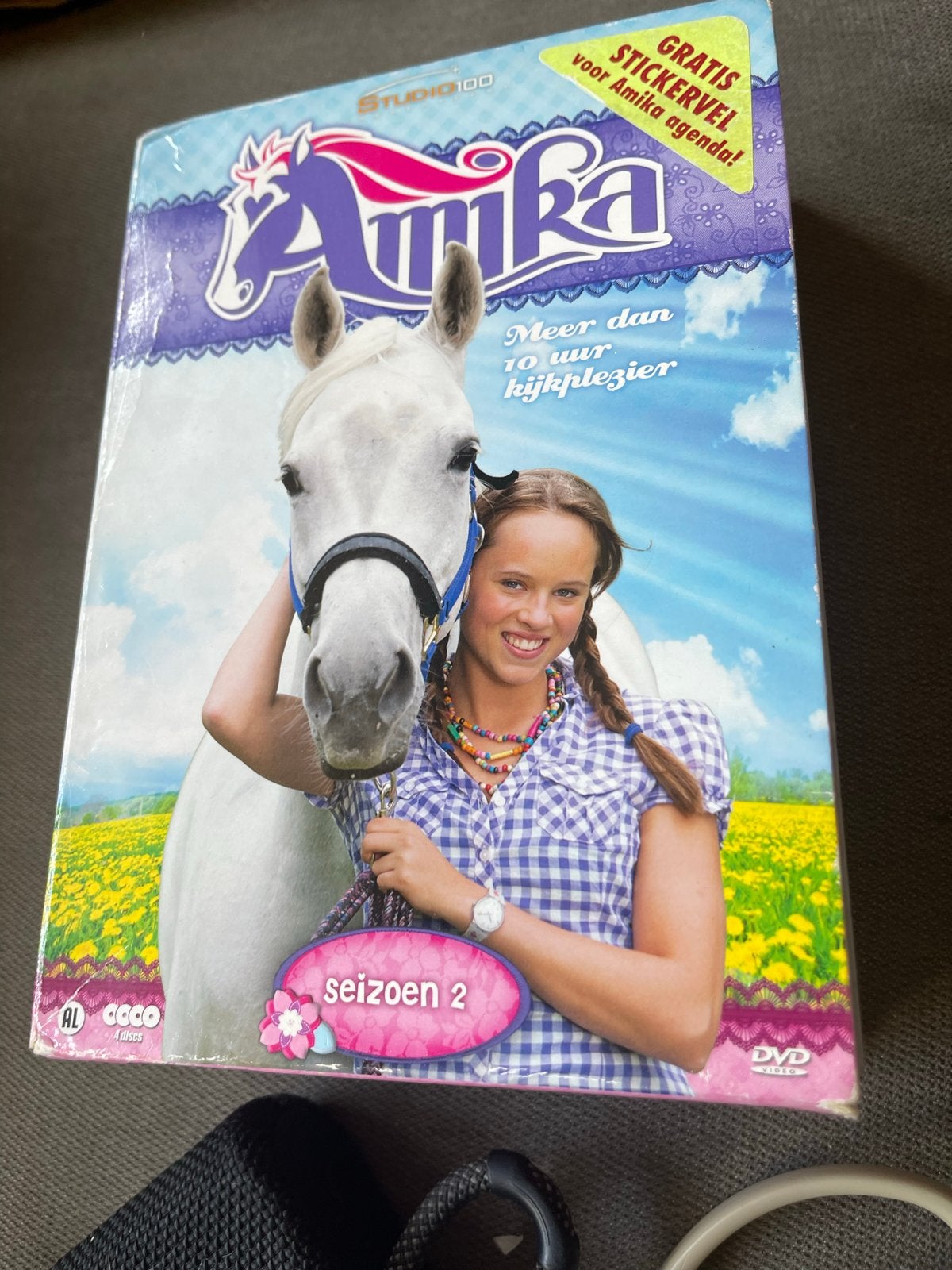Amika Seizoen 2 DVD - Meer dan 10 uur kijkplezier, Alle leeftijden, Nederlands, Tv-serie, Zo goed als nieuw
