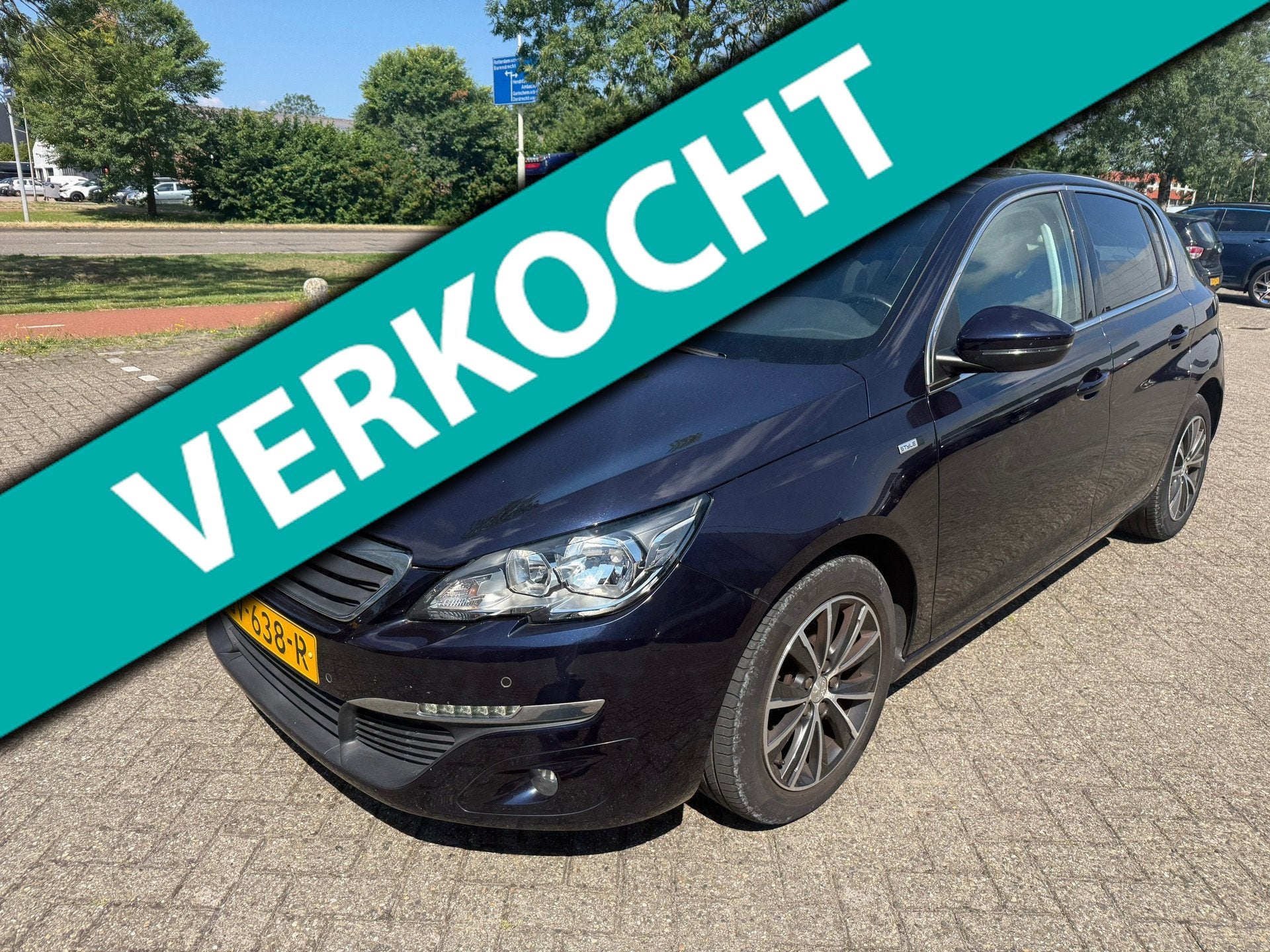 Peugeot 308 1.2 PureTech Style / 1 JAAR APK / NAP / AIRCO /, Voorwielaandrijving, Gebruikt, Euro 6, 1199 cc