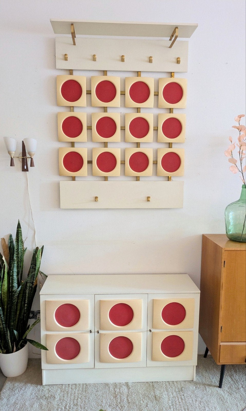 Vintage retro dressoir, bijpassende kapstok ook te koop, Ophalen, ., 50 tot 100 cm, .