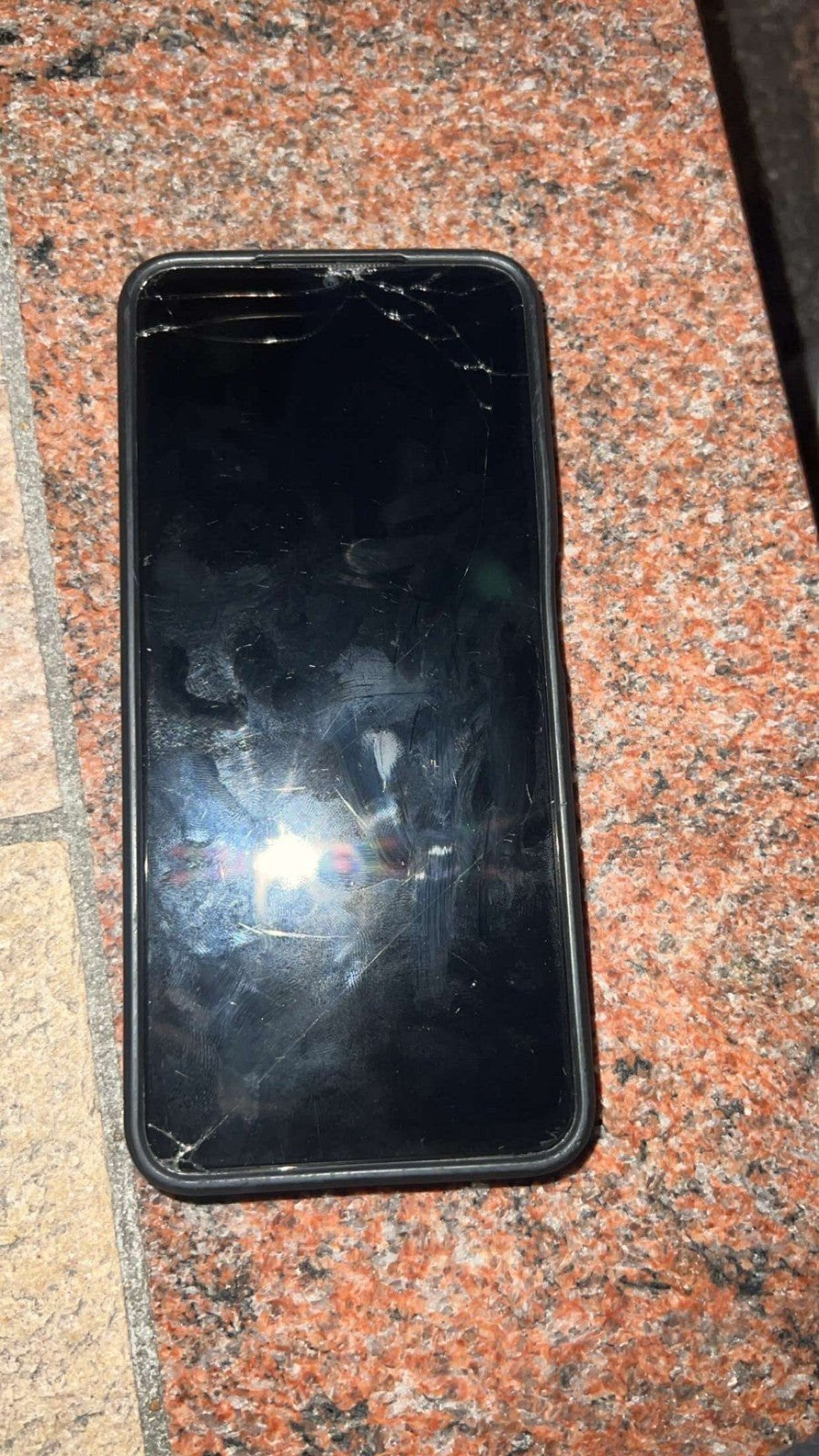 Oppo telefoon schmer heeft kraaks maar hij werkt heel goed, Gebruikt, Overige modellen, Zwart, Ophalen of Verzenden
