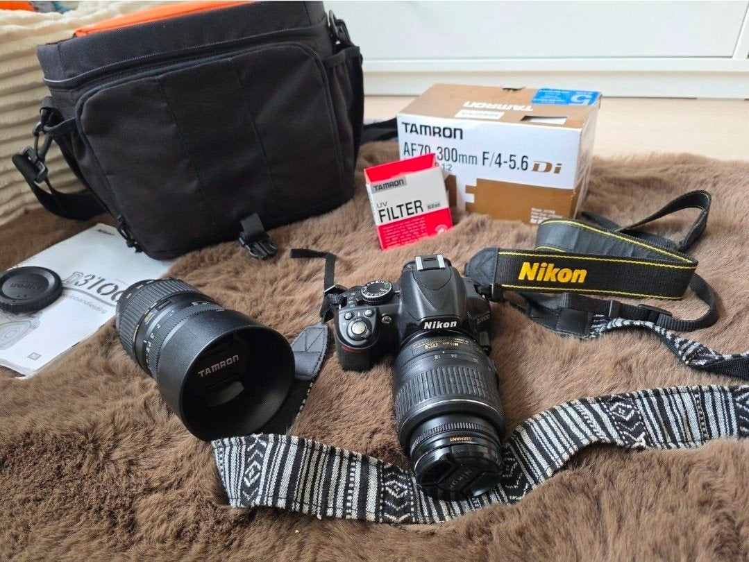 Nikon D3100 + zoomlens en toebehoren, Ophalen of Verzenden, Gebruikt, Spiegelreflex, Nikon