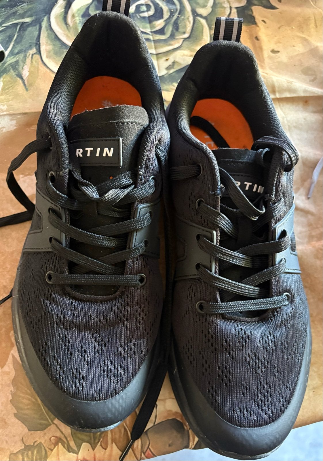 Zwarte ARTIN Sportschoenen - Maat 43, Ophalen, Zo goed als nieuw, Zwart, Sneakers of Gympen