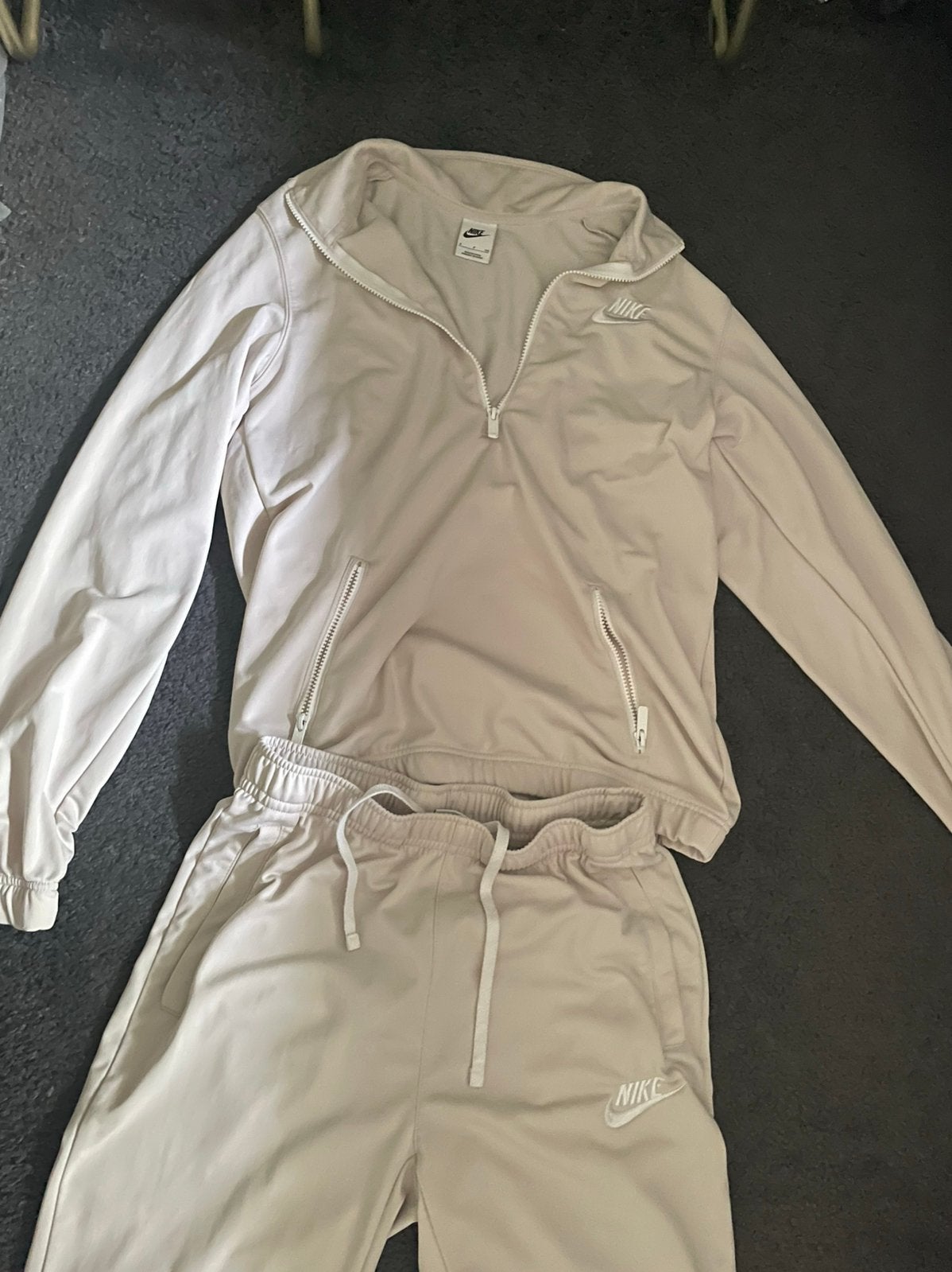 Nieuwe trainingspak Nike, Verzenden, Zo goed als nieuw, Algemeen