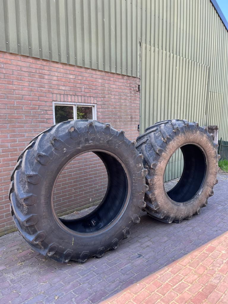 Trekker banden 600/65R38, Zakelijke goederen, Agrarisch | Onderdelen | Banden, Velgen en Assen, Ophalen