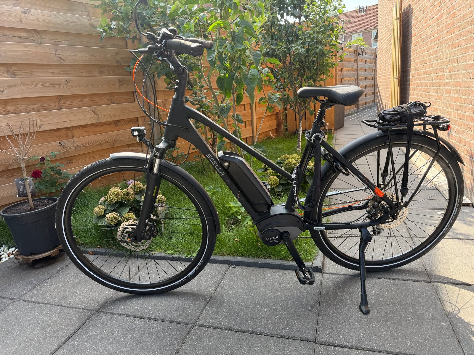 Stella Trekking e-bike met Bosch Active Line Plus motor, Ophalen, Zo goed als nieuw, Overige merken