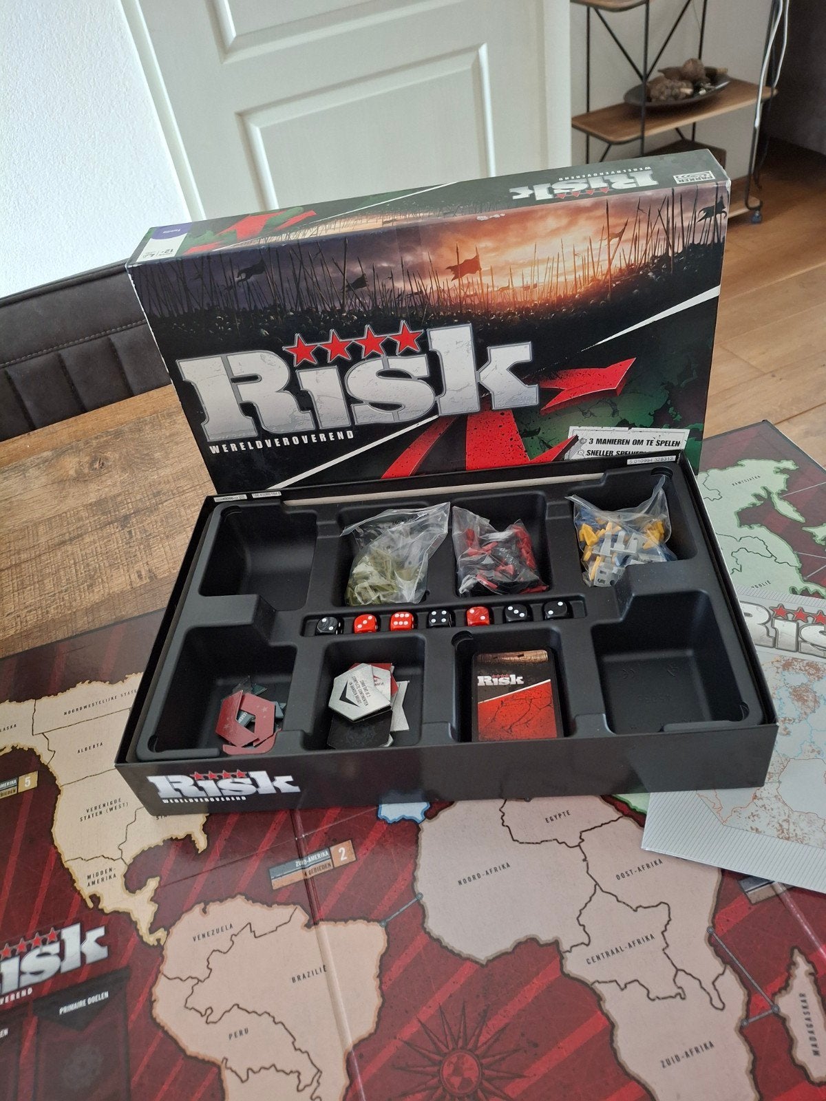 Risk zwarte doos, Hobby en Vrije tijd, Gezelschapsspellen | Bordspellen, Ophalen of Verzenden