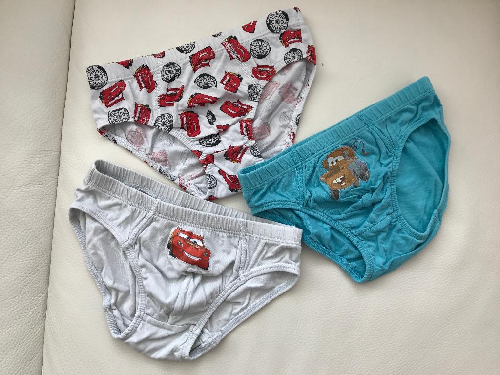 Set van 3 H&M onderbroeken Cars Takkel McQueen 110-116, Ophalen of Verzenden, Nieuw, Jongen, Nacht- of Onderkleding