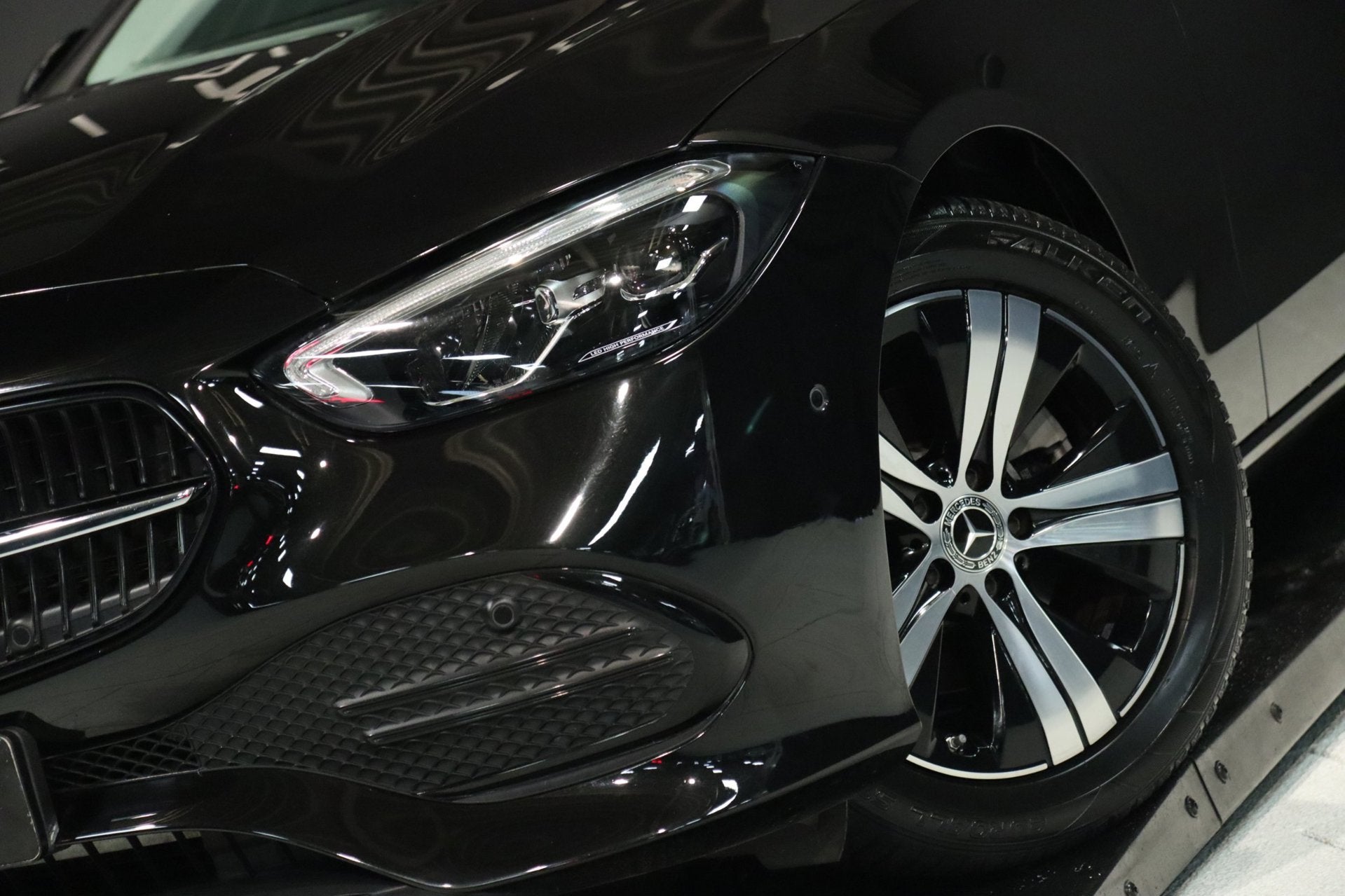 Mercedes-Benz C-klasse C 180 Mild-Hybrid / PANODAK / ACC / C, Automaat, Zwart, 4 cilinders, Automatische klimaatregeling