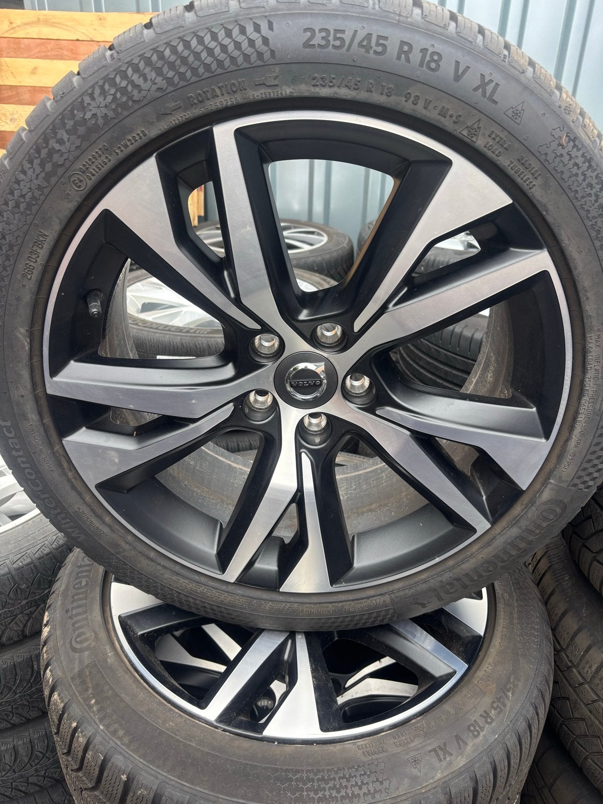 Originele Volvo velgen v60 / S60 Continental winterbanden, Auto-onderdelen, Banden en Velgen, Ophalen, 18 inch, Gebruikt, Banden en Velgen