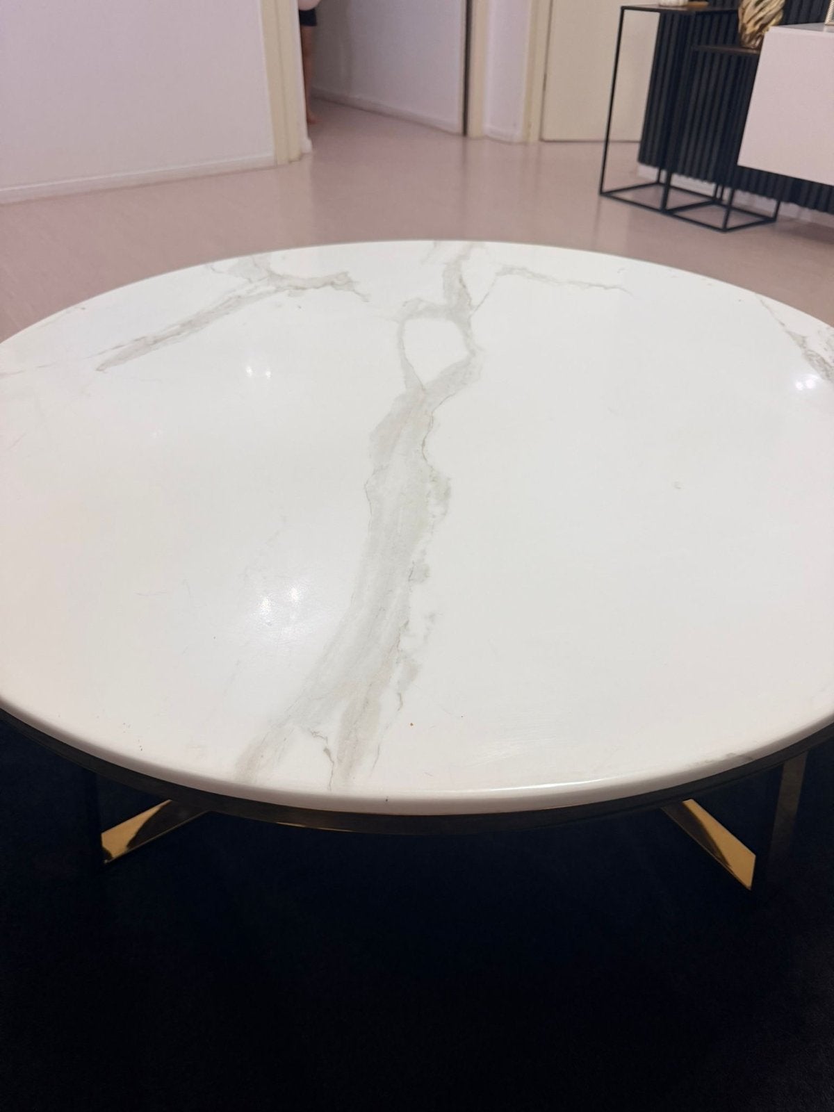 Moderne Marmeren Salontafel - Rond met Gouden Onderstel, Huis en Inrichting, Ophalen, Overige materialen, Gebruikt, Rond