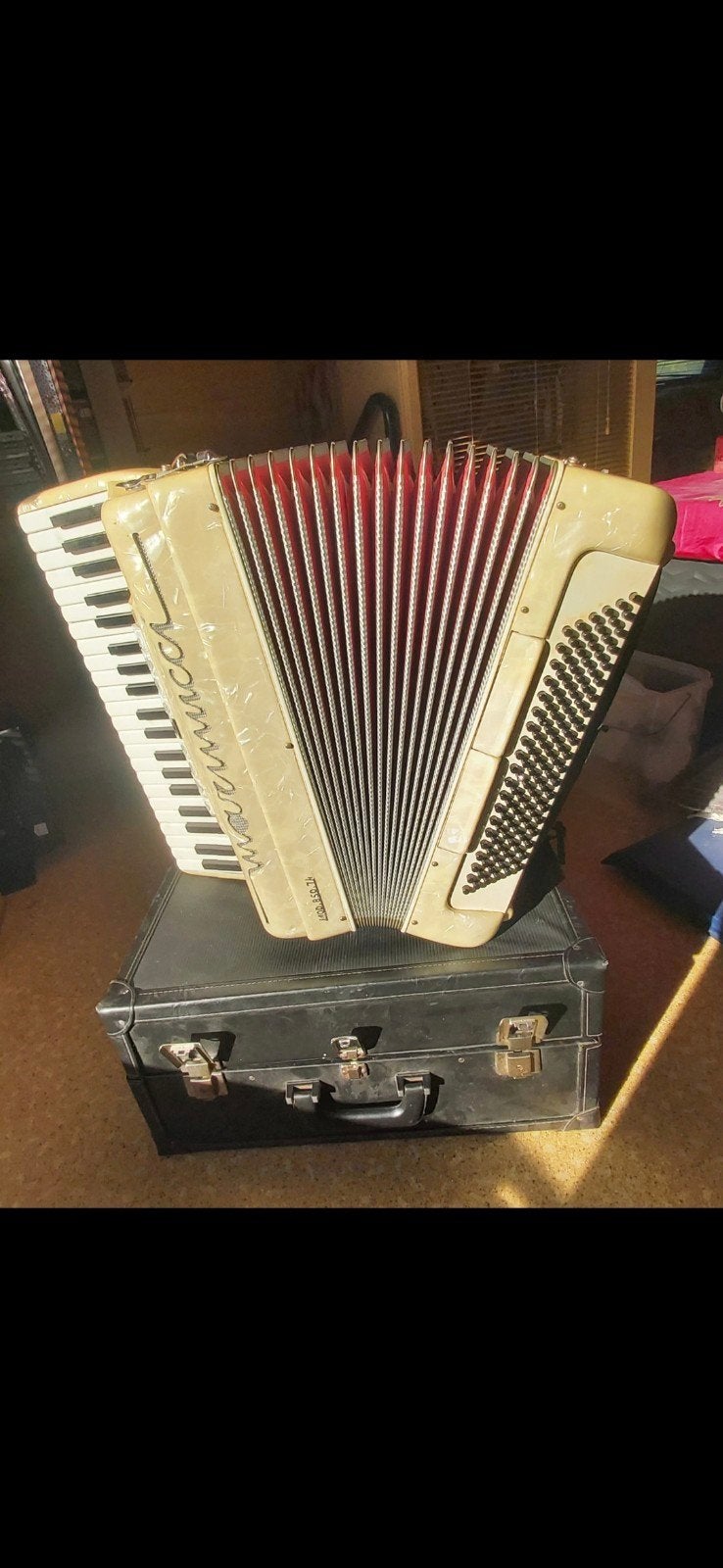 Prachtige Marinucci, pianoklavier, 120 bas, Gebruikt, Ophalen of Verzenden, Met koffer, Marinucci