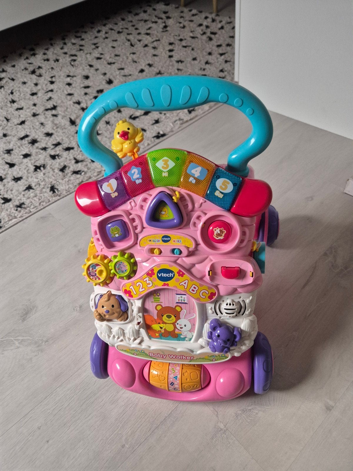 V Tech 2 in 1 baby walker, Kinderen en Baby's, Ophalen, Zo goed als nieuw, 6 maanden tot 2 jaar