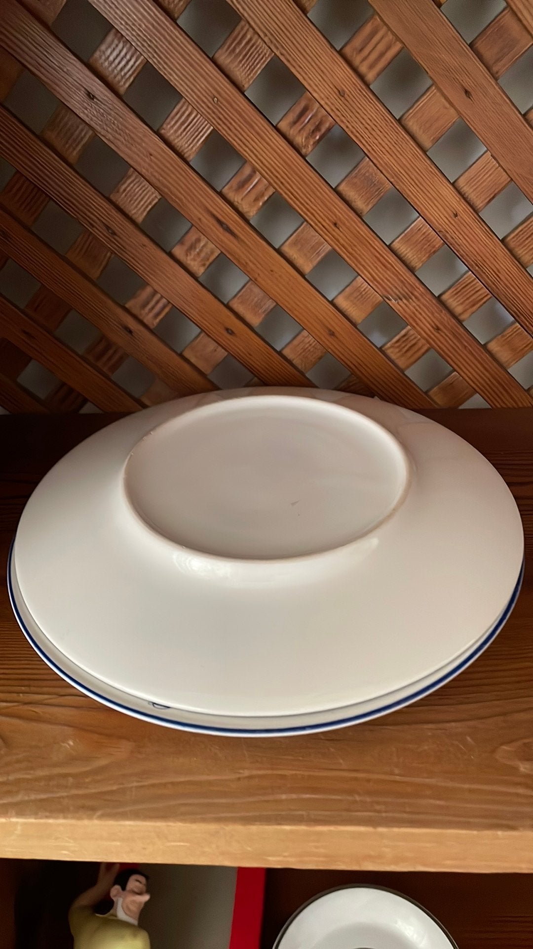 Twee platte borden grachtenpand blauw wit, Ophalen