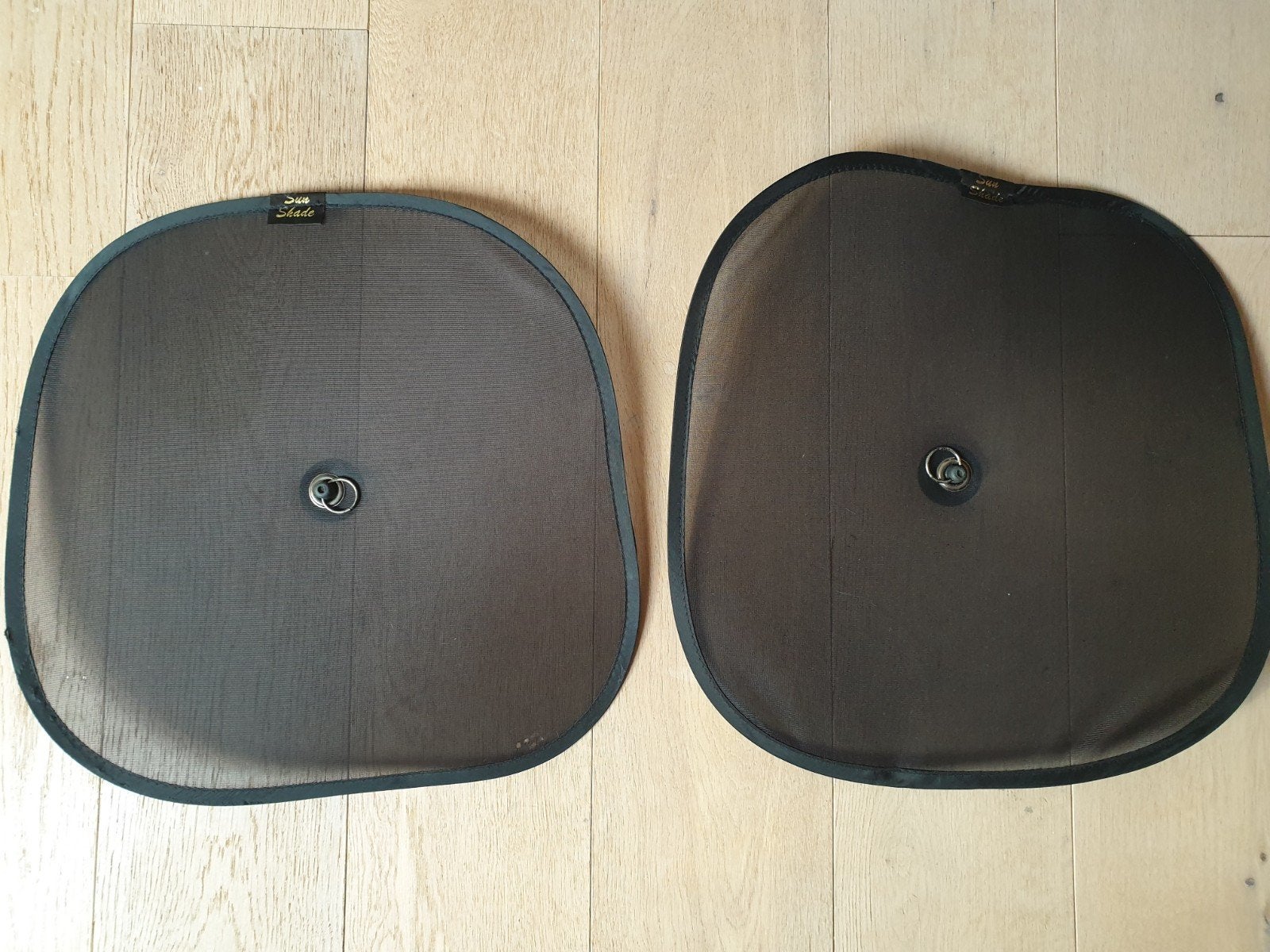 2x Sun Shade auto zonneschermen, Ophalen of Verzenden, Gebruikt