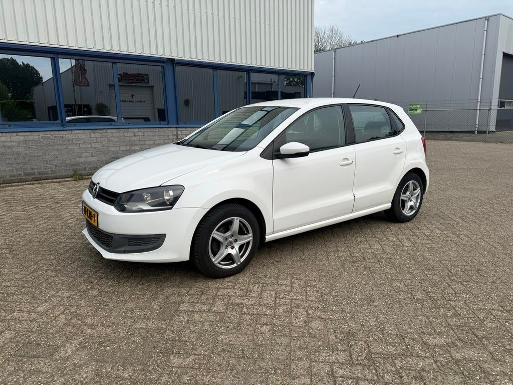 Volkswagen Polo 1.4 DSG Nette staat, Euro 5, Stof, 40 €/maand, Zwart