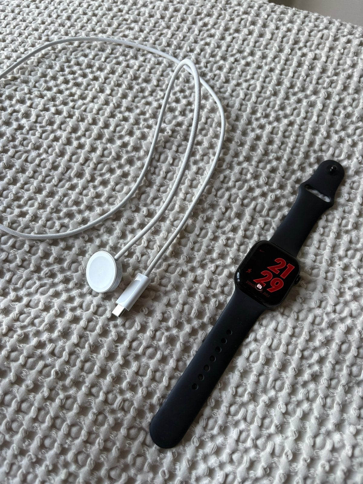 Apple Watch series 10 GPS 42mm, Zwart, IOS, Ophalen of Verzenden, Zo goed als nieuw