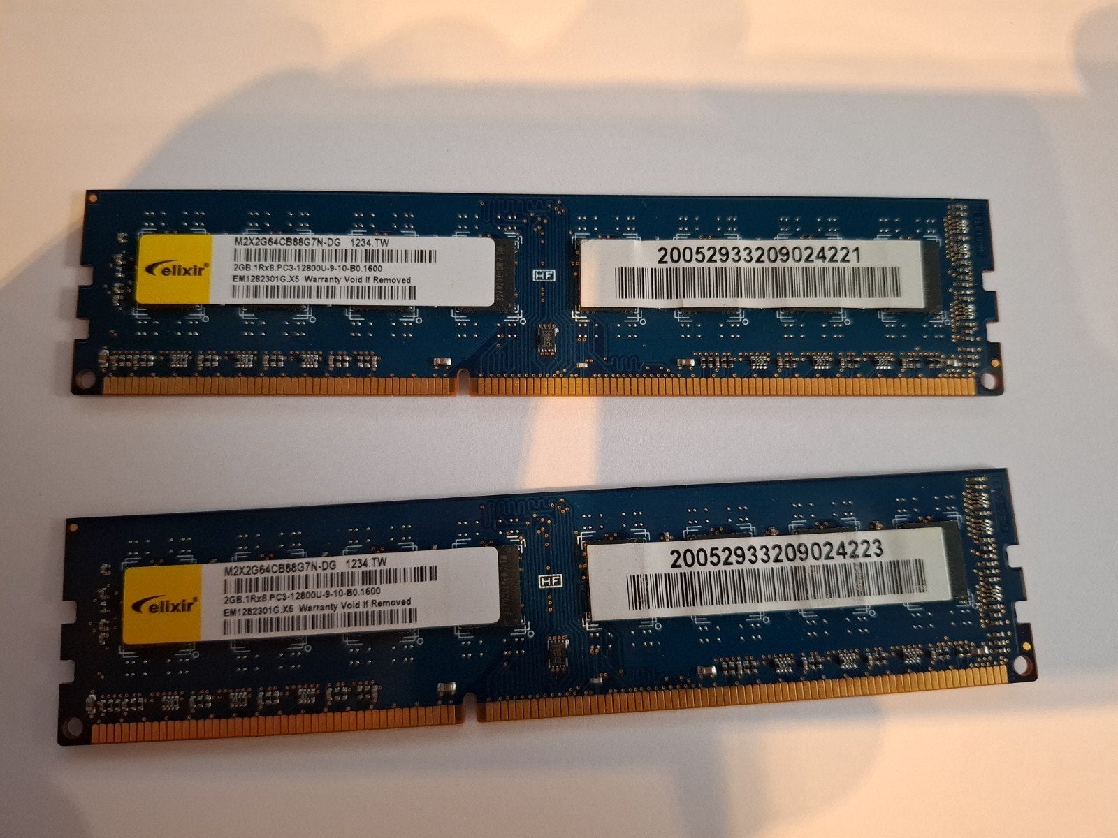 Elixir 2x 2GB DDR3 RAM Geheugen (4GB Totaal), Gebruikt, Server, DDR3, Ophalen of Verzenden
