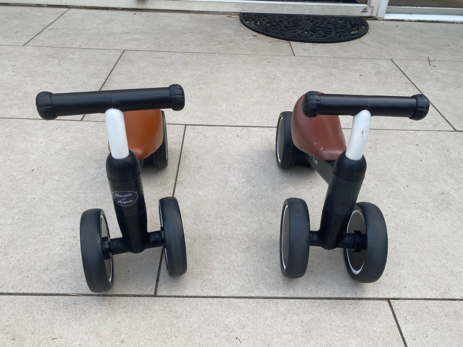 Twee loopfietsen Bandits and angels, Ophalen, Gebruikt, Overige merken