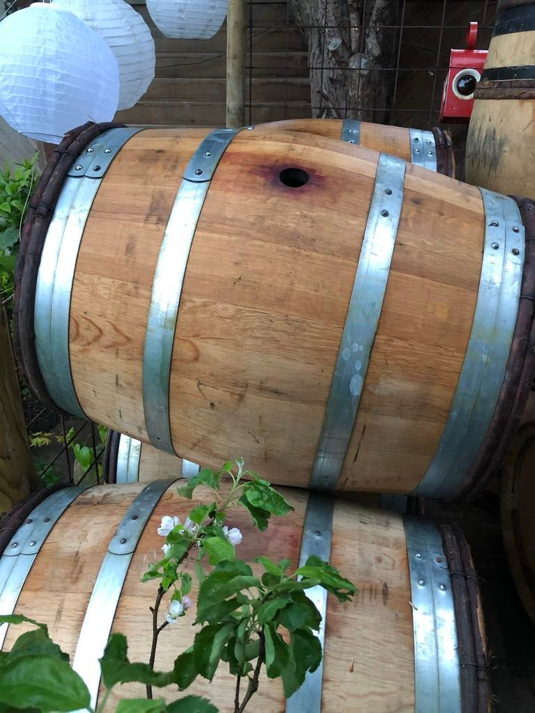 Eigen regenentonnen en plantenbakken gemaakt van wijnvaten, 150 liter of meer, Ophalen of Verzenden, Zo goed als nieuw, Hout