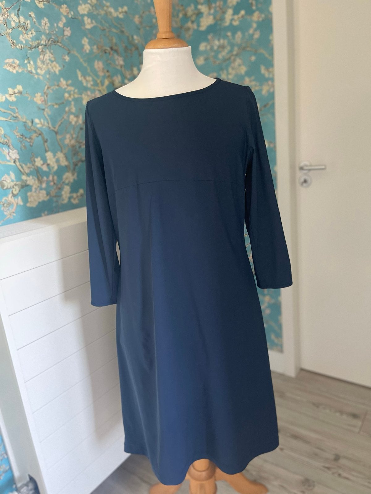 LaDress marineblauwe jurk met hoge taille, maat XL, Kleding | Dames, Ophalen of Verzenden, Zo goed als nieuw, Maat 46/48 (XL) of groter