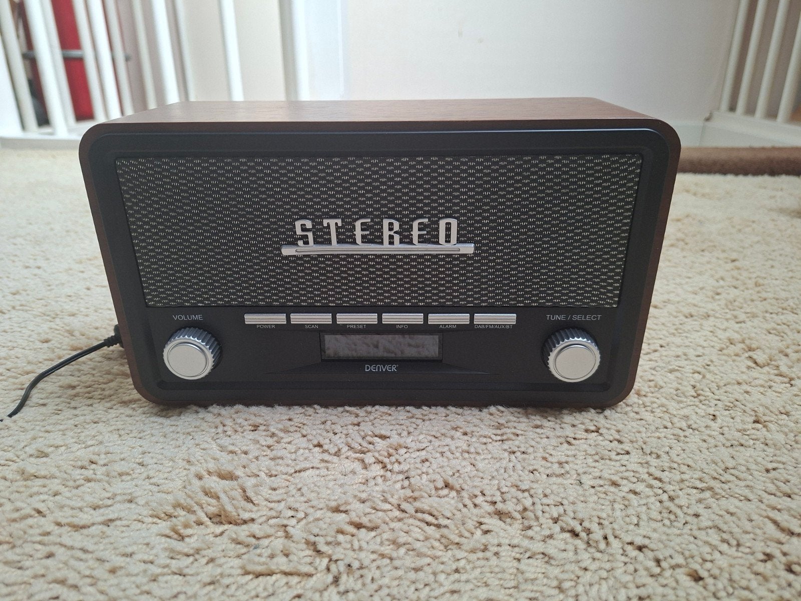Denver Stereo Radio - retro look, Ophalen of Verzenden, Zo goed als nieuw, Radio