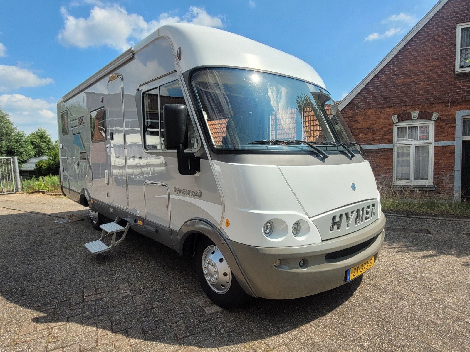 Caravans And Camping Hymer